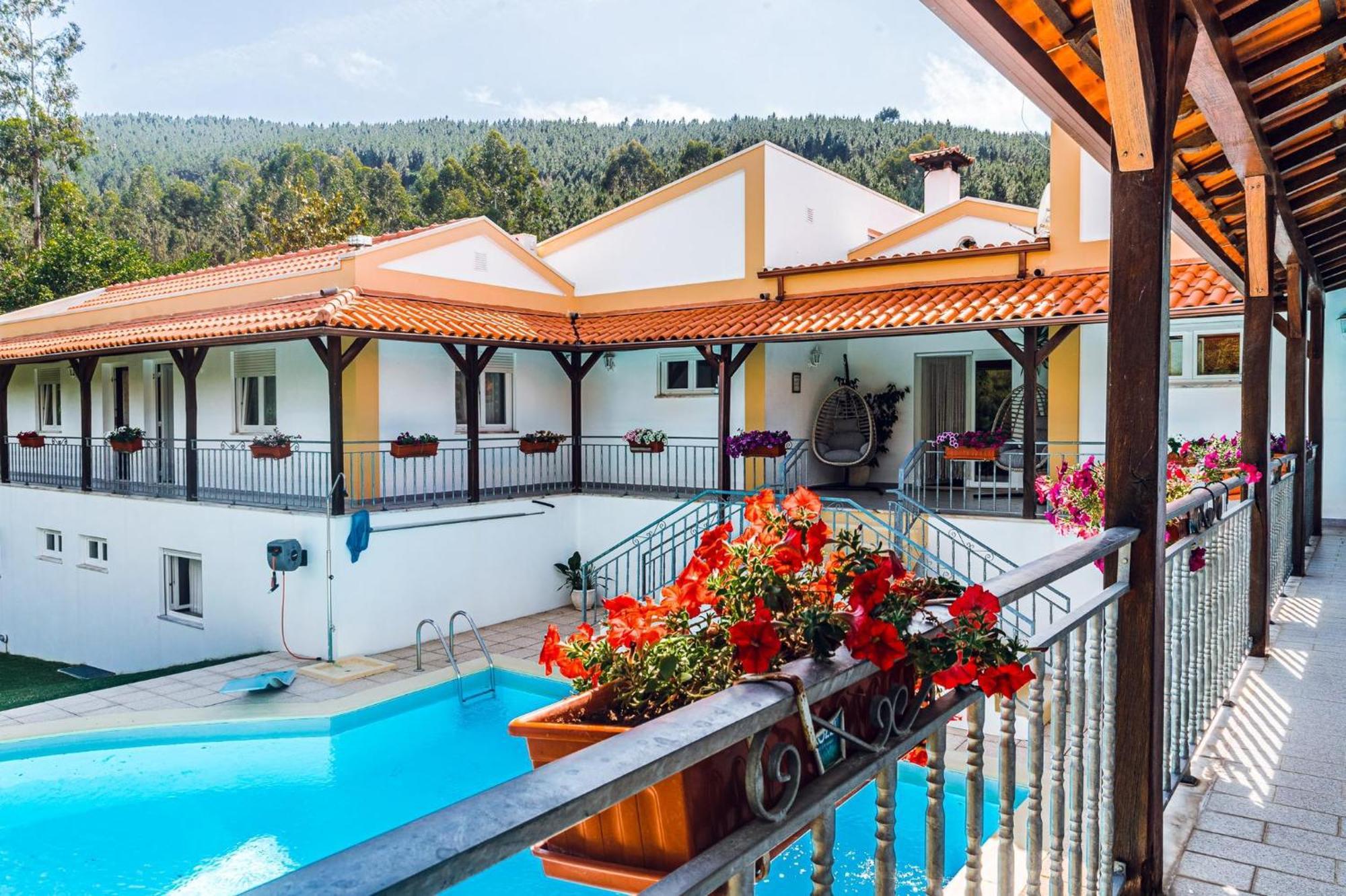 Estalagem Bela Vista Bed & Breakfast Mondim de Basto Luaran gambar