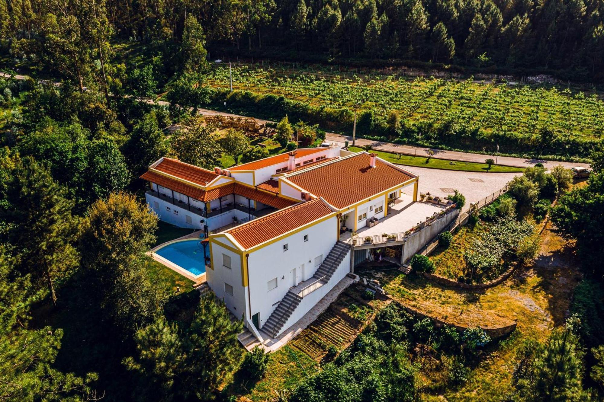 Estalagem Bela Vista Bed & Breakfast Mondim de Basto Luaran gambar
